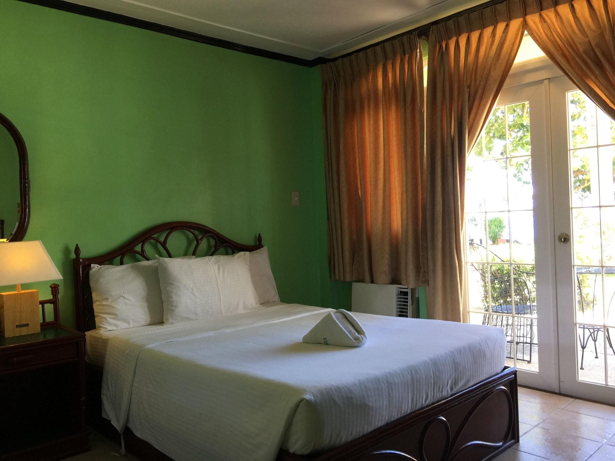Vista Mar Beach Resort And Country Club Lapu-Lapu City Exteriör bild